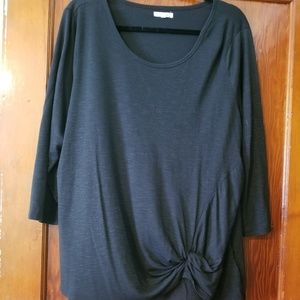 Three Quarter sleeve top